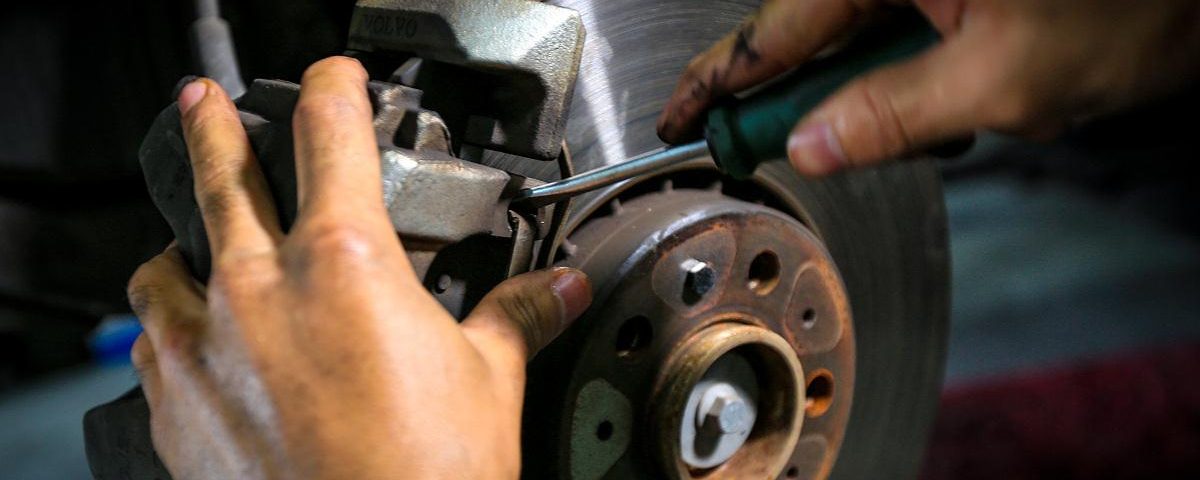 brake pad change cost